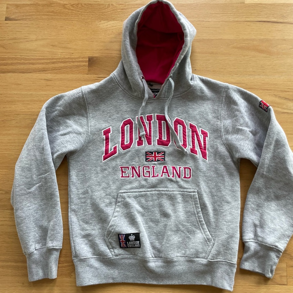 Amazing London Souvenir Gray Hoodie Pink Accents “London England” embroidered L